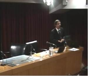 Apertura de la presentación de la Consultora a cargo del Dr. Ing. Rodolfo Aradas