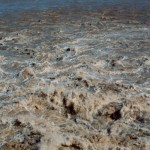Río Colorado con presencia de sedimentos