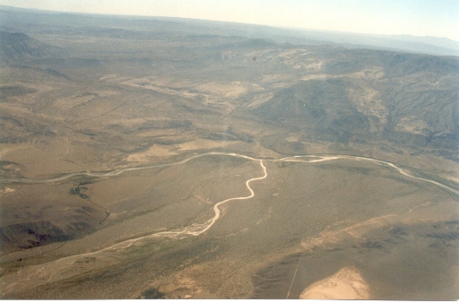 Confluencia de los ríos Grande y Barrancas, que da origen al Colorado